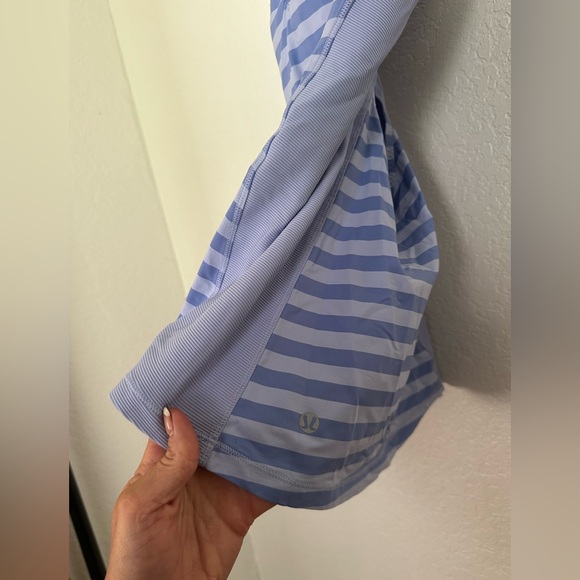 Lululemon work out tank - Picture 3 of 5